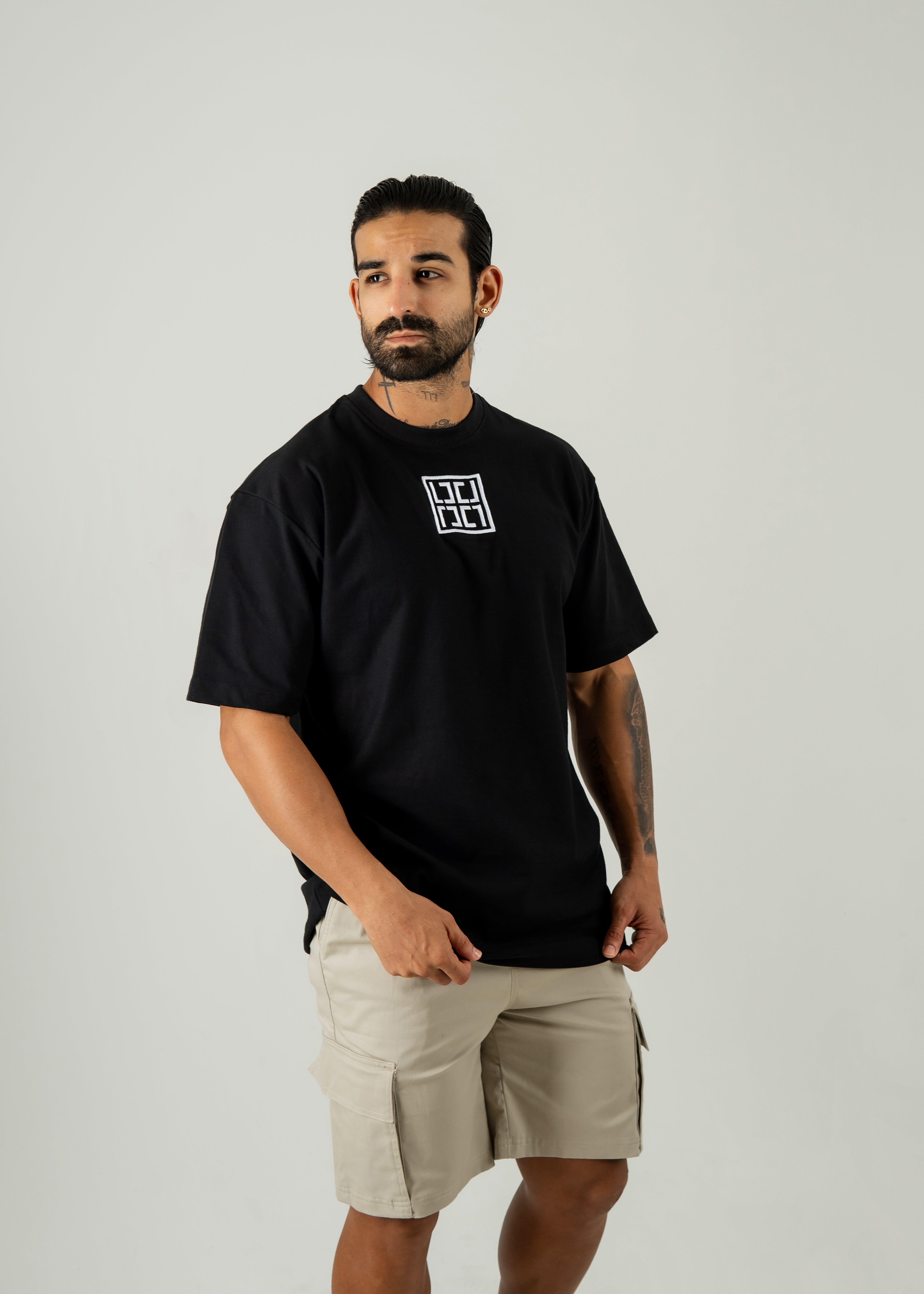 CAMISETA VALENTINO NEGRA