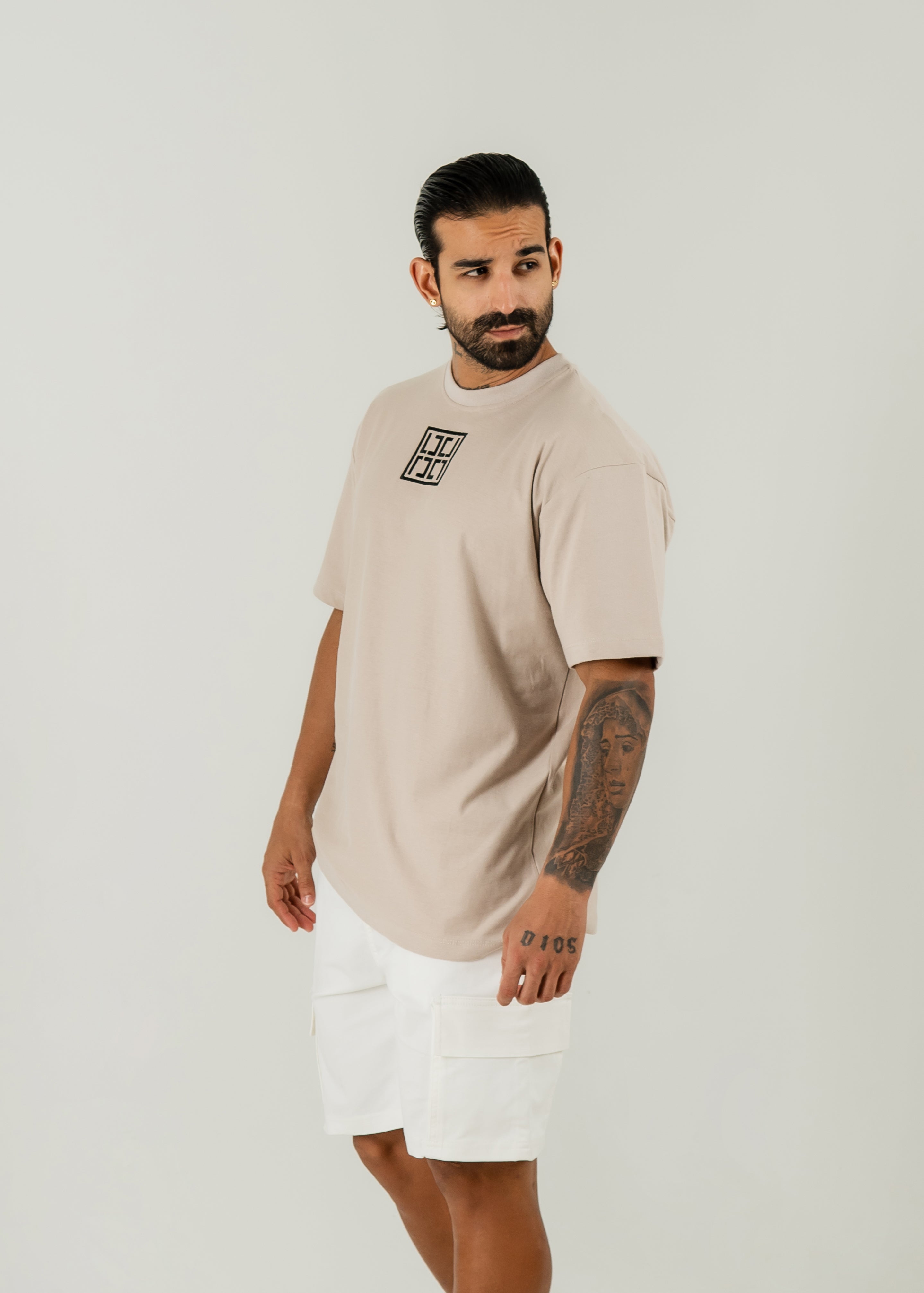 CAMISETA VALENTINO BEIGE