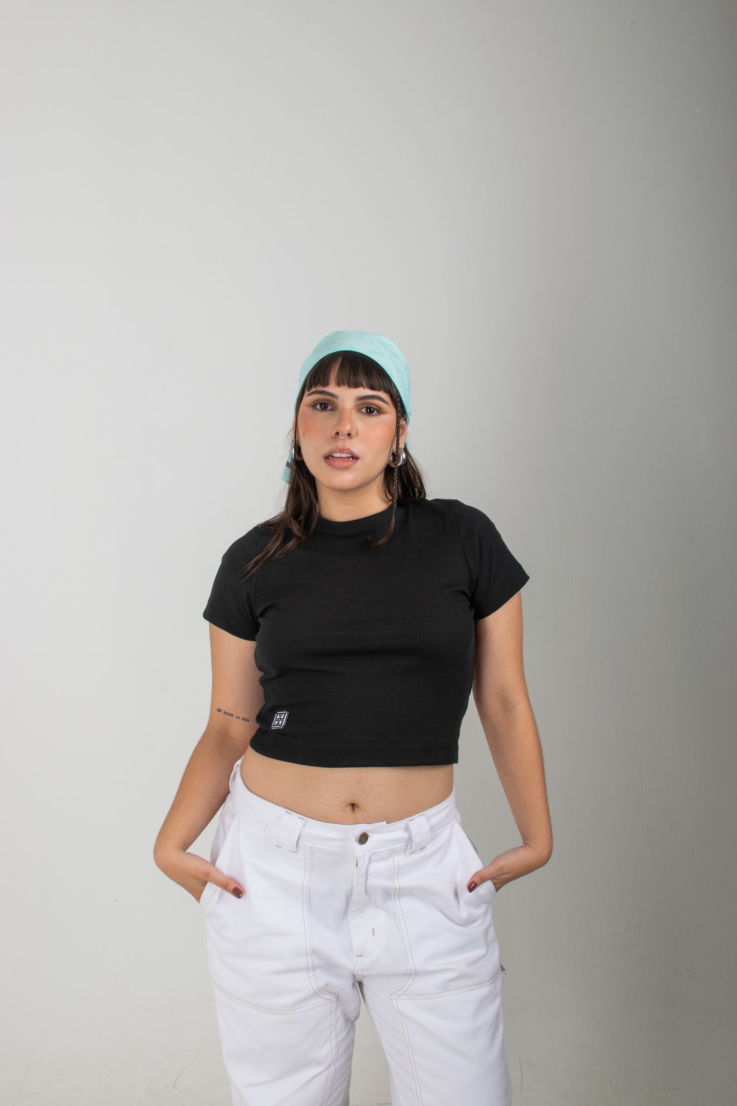 Darama Rib Crop Top - Negro