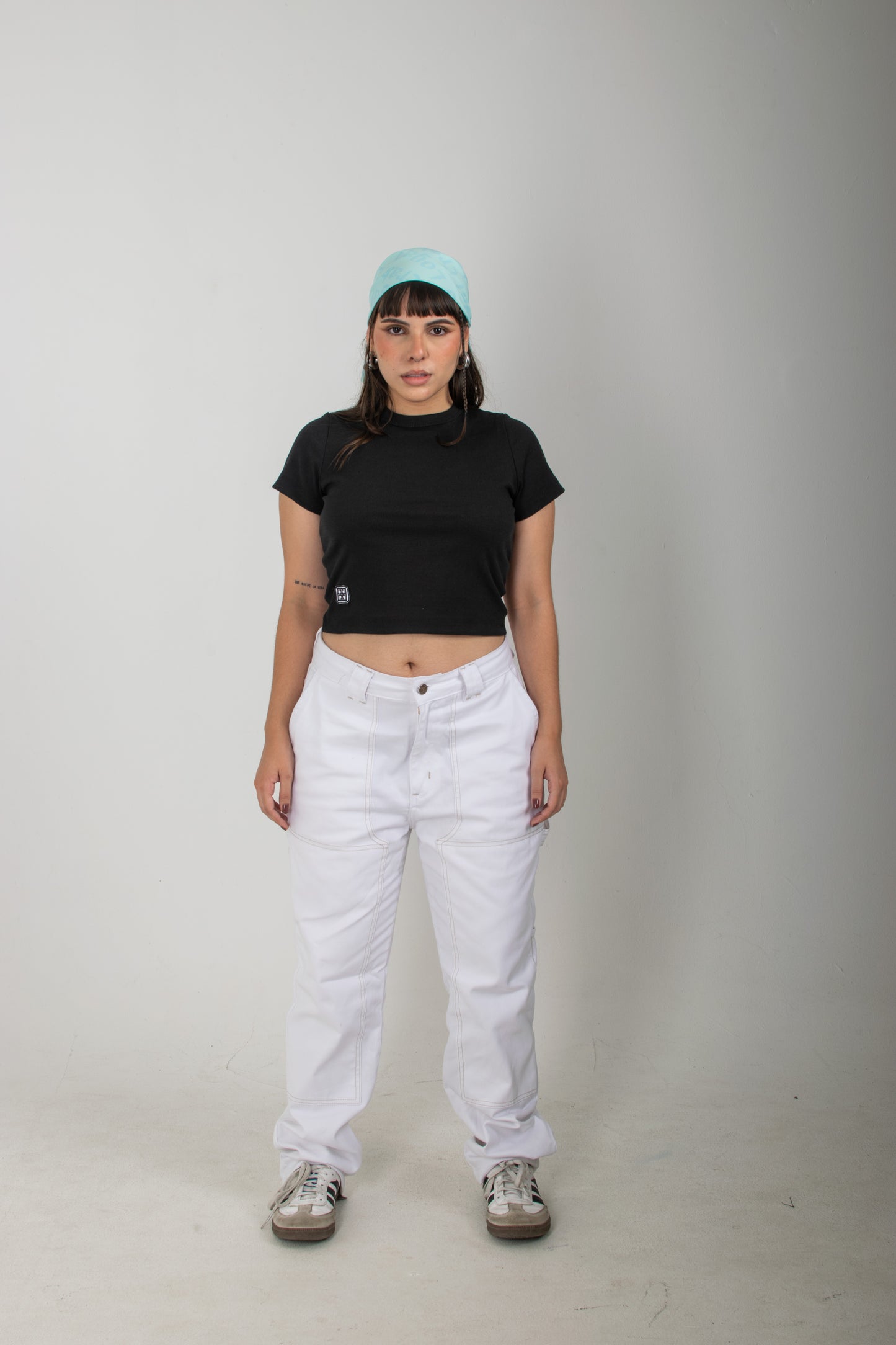 Darama Rib Crop Top - Negro